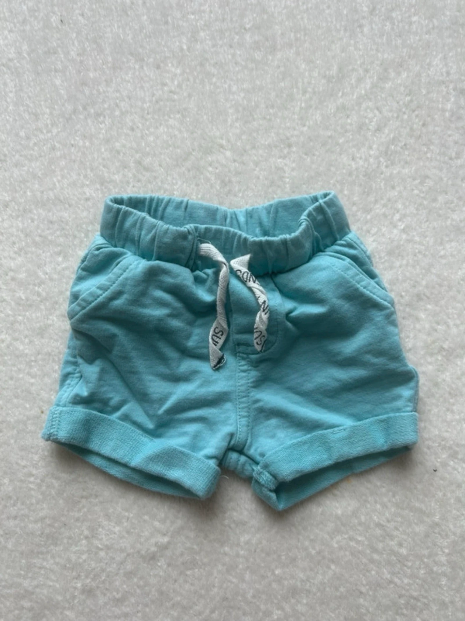 Lote de 4 shorts nuevos • Talla 6 meses – photo 2